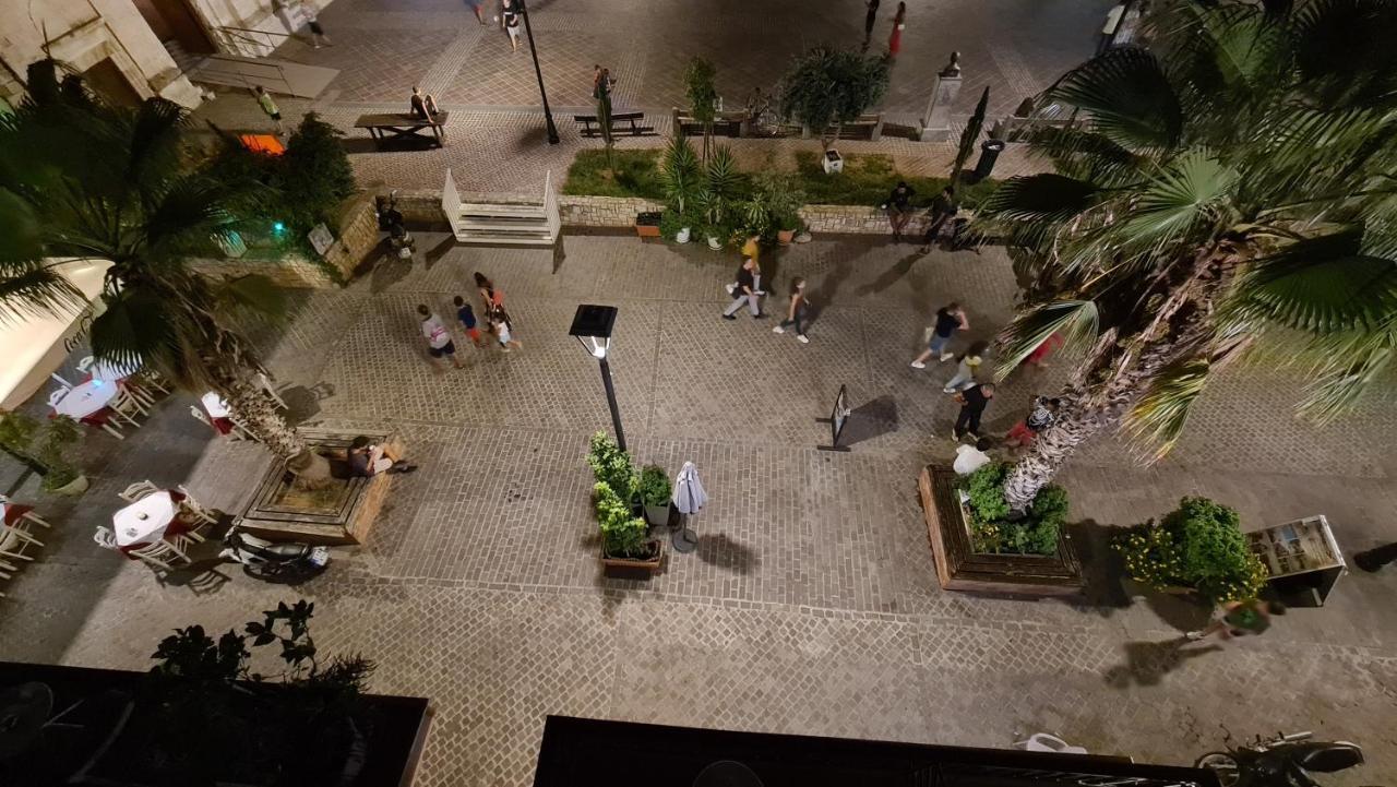 Nikolas * La Canea